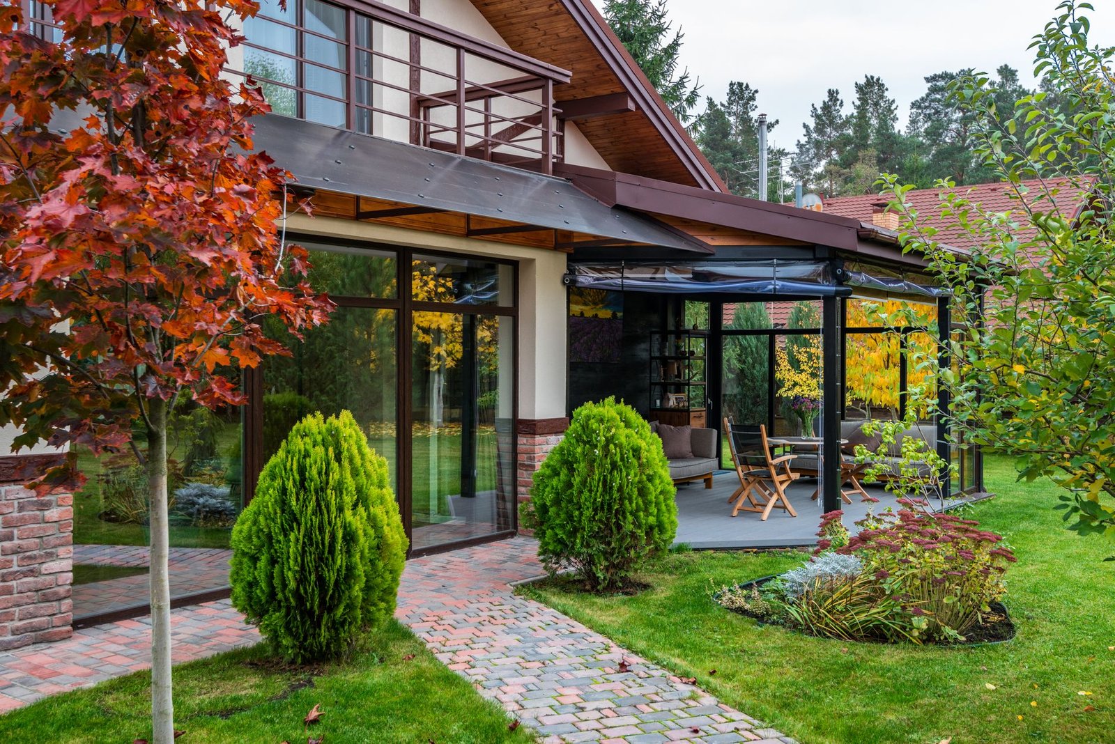 Modern & Minimalist Designs